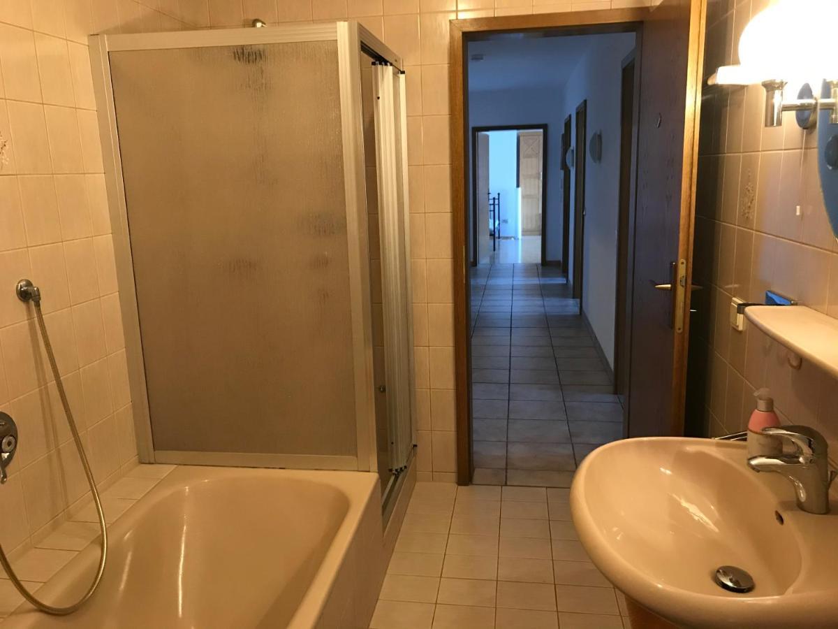 מילטנברג Gaestehaus Steinmann Apartment 2 Zimmer מראה חיצוני תמונה